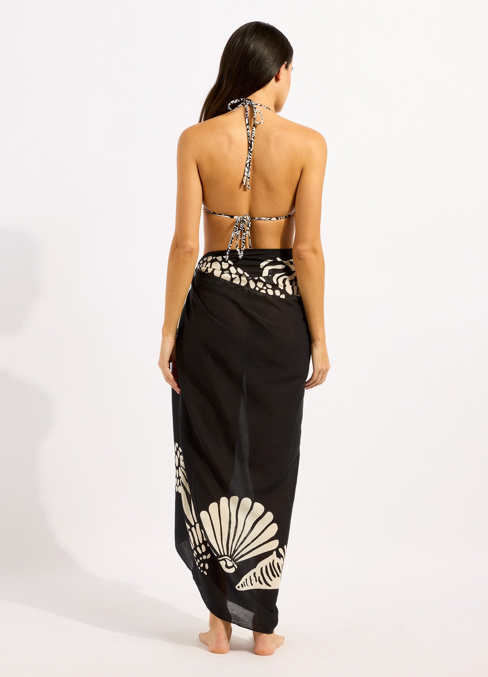 C Shells Sarong - Black view 3