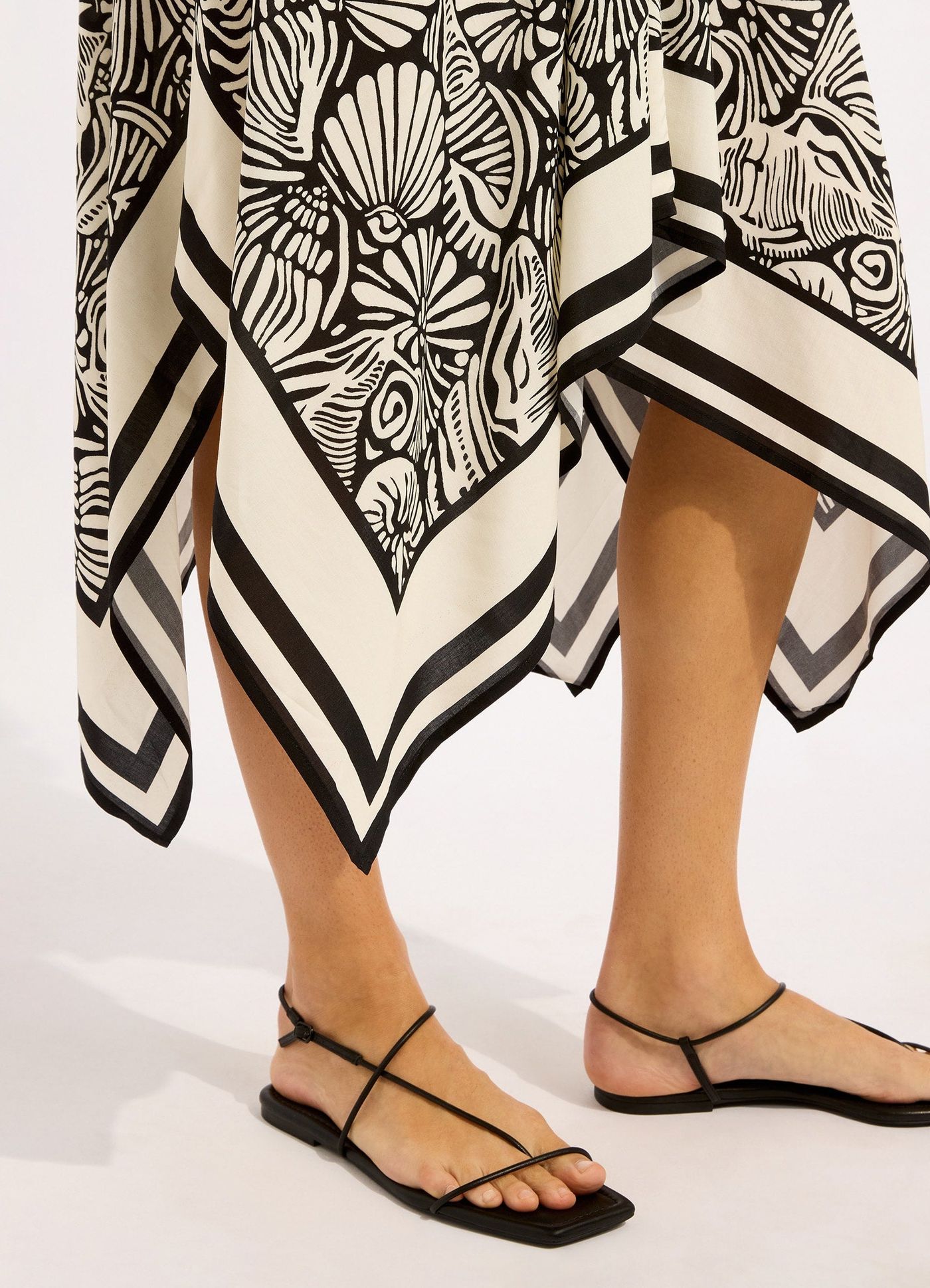 C Shells Scarf Midi Dress - Black view 4