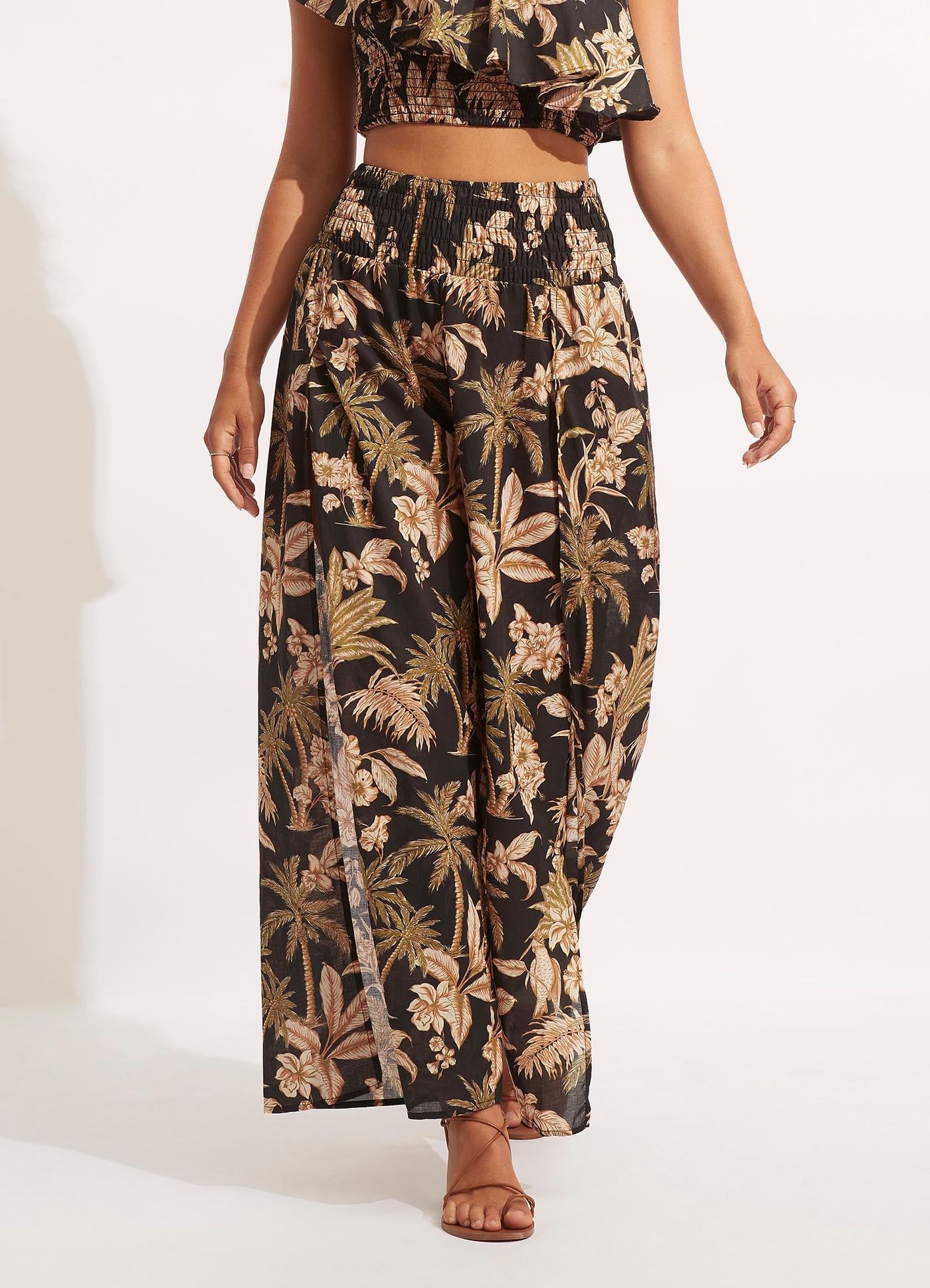 Castaway Shirring Pant - Black - Black view 2