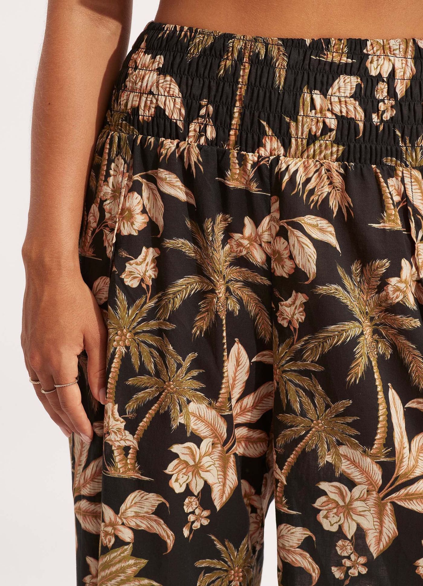 Castaway Shirring Pant - Black - Black view 5