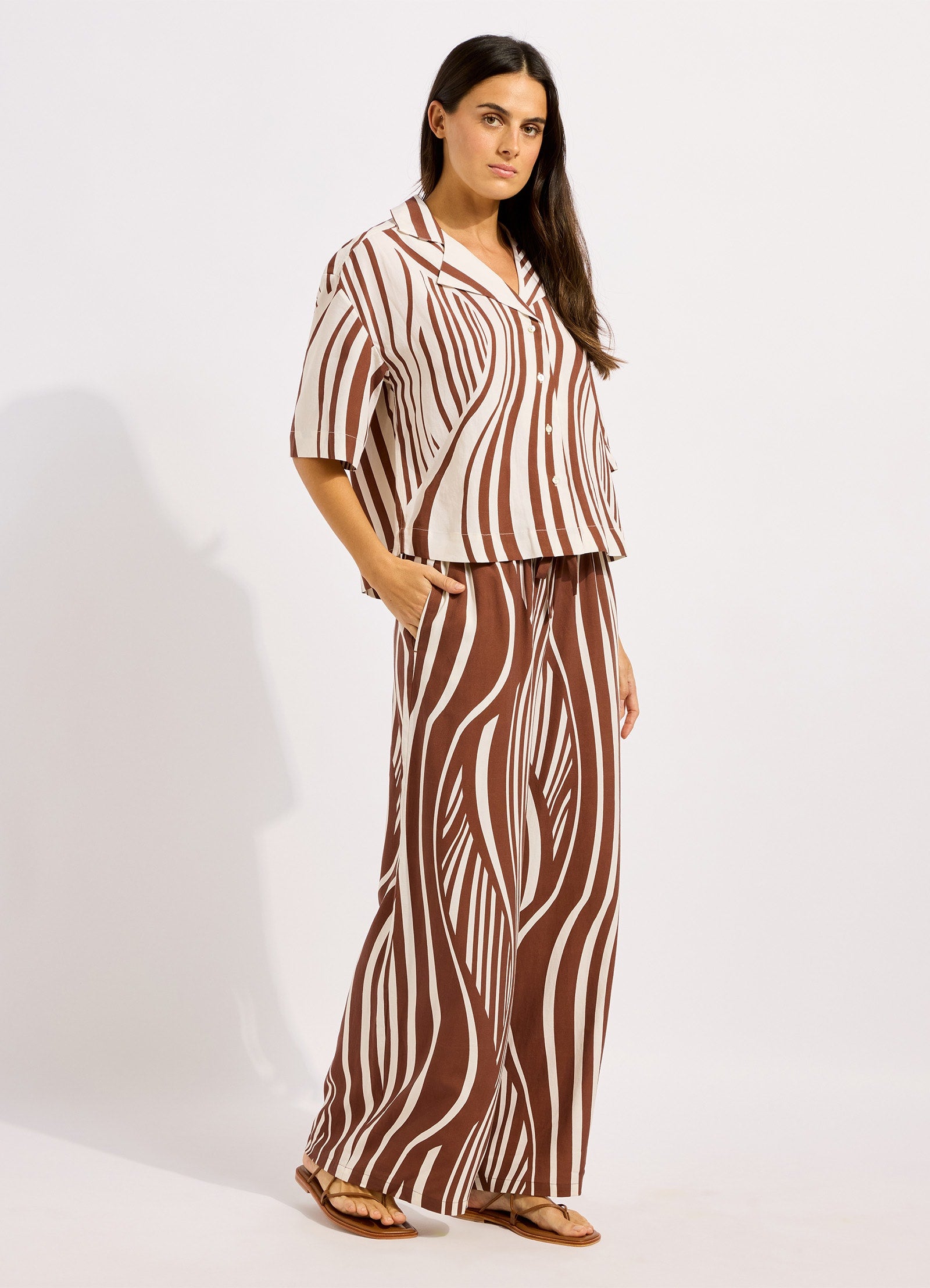 Coastline Drawcord Wide Leg Pant - Cocoa view 3