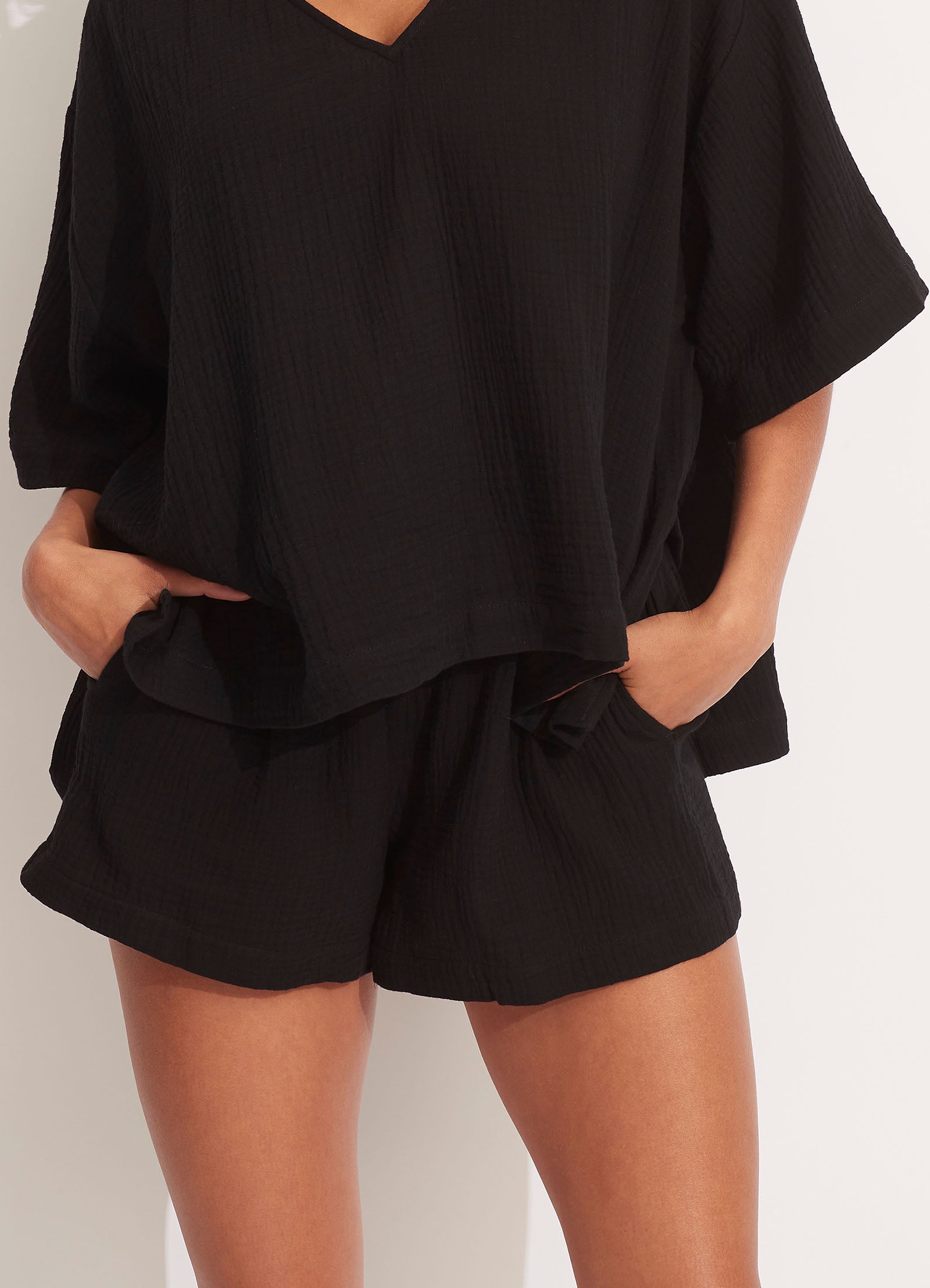 Double Cloth Short - Black - Black view 2