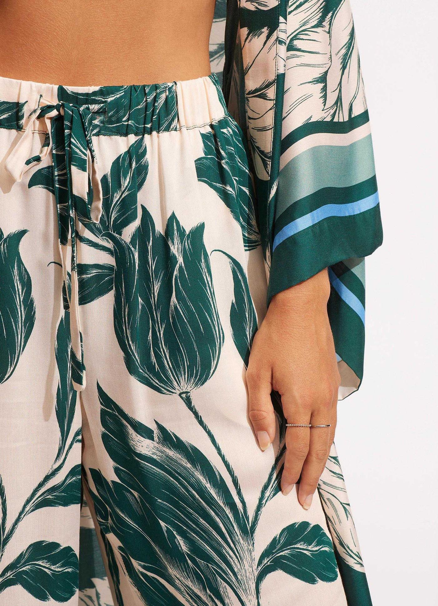 Fleur De Bloom Silk Pant - Evergreen - Evergreen view 5