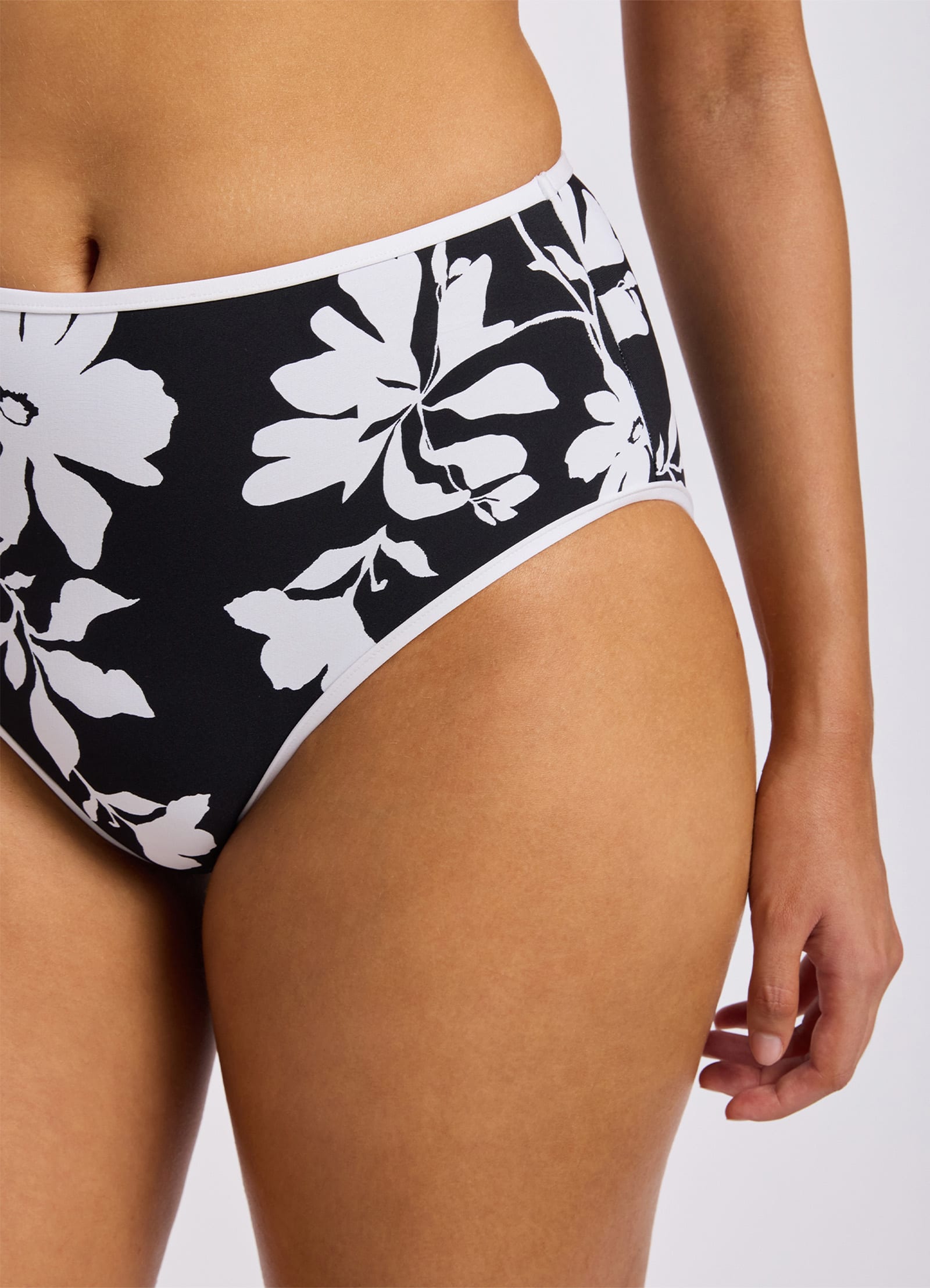 Mayflower High Waisted Bikini Bottom - Black view 5