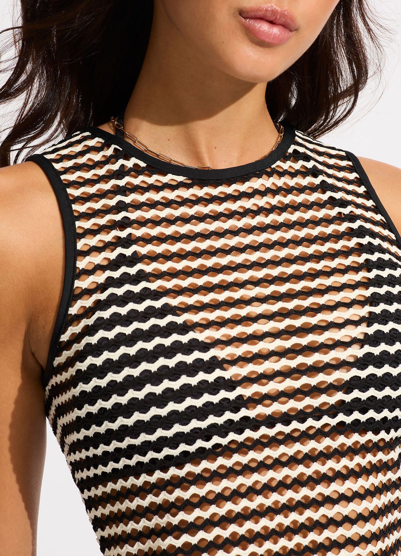 Mesh Effect Tank Top - Black - Black view 6