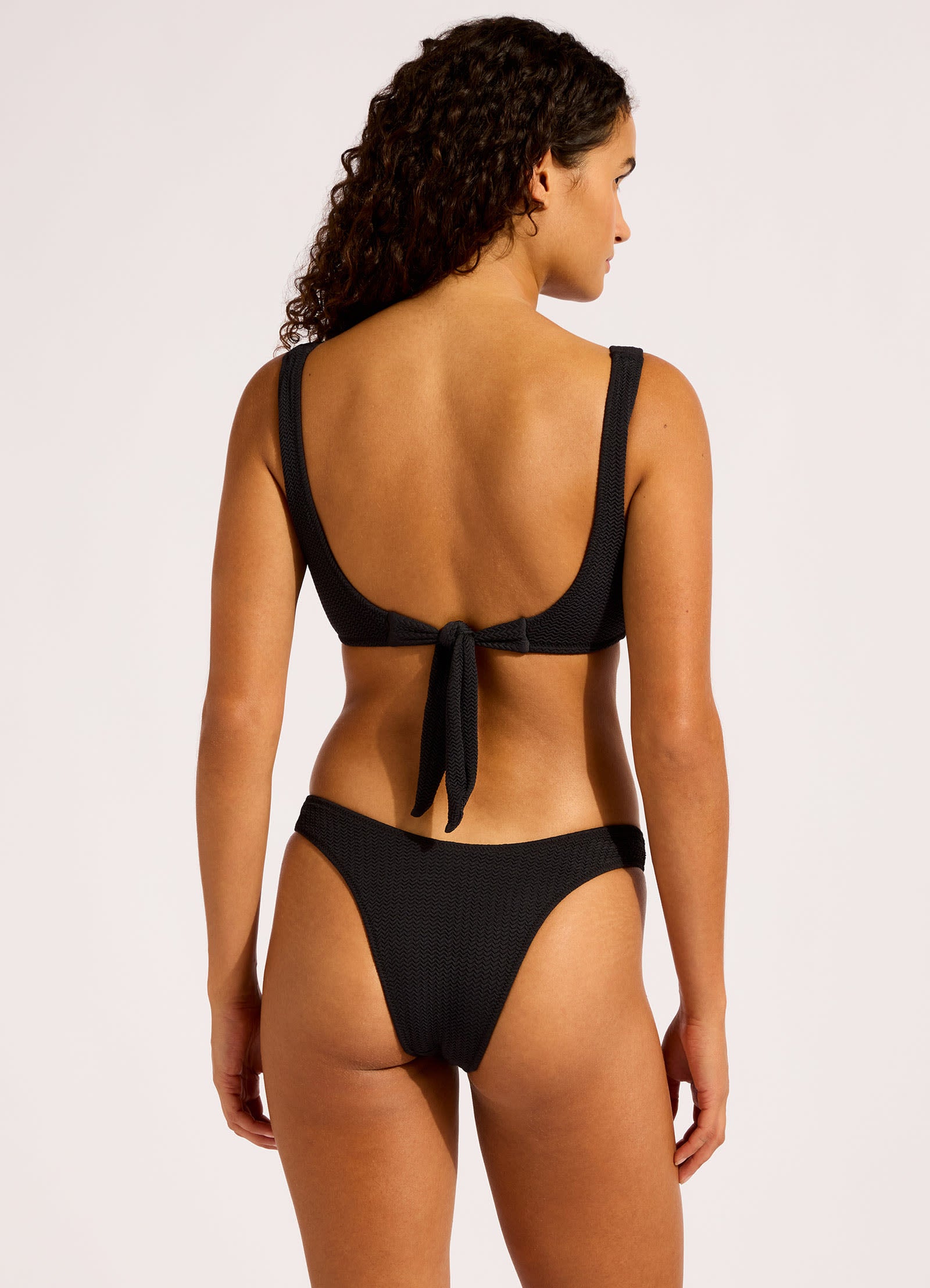 Sea Dive Multi Fit Bikini Top - Black view 4