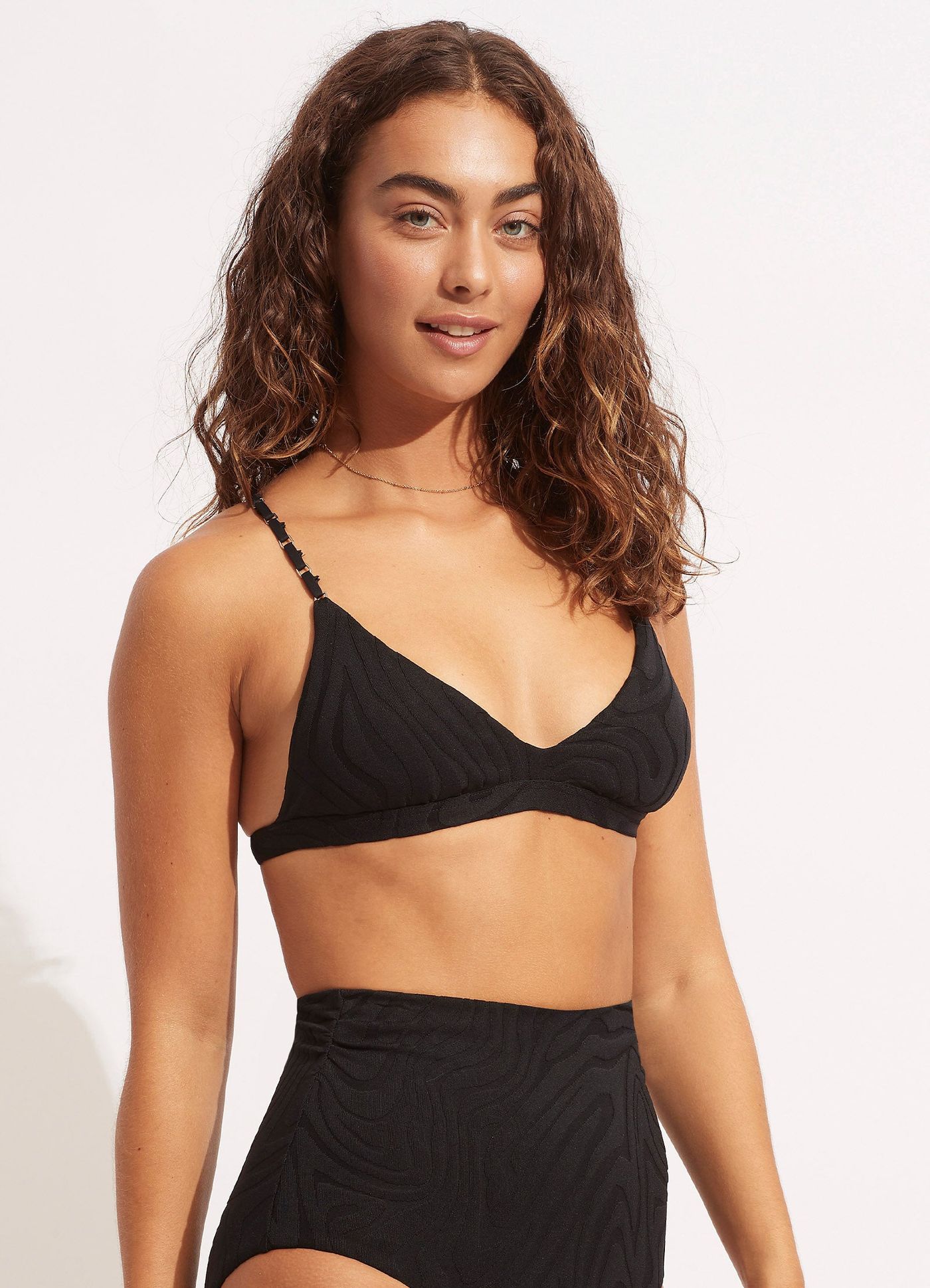 Second Wave Fixed Tri Bra - Black - Black view 3