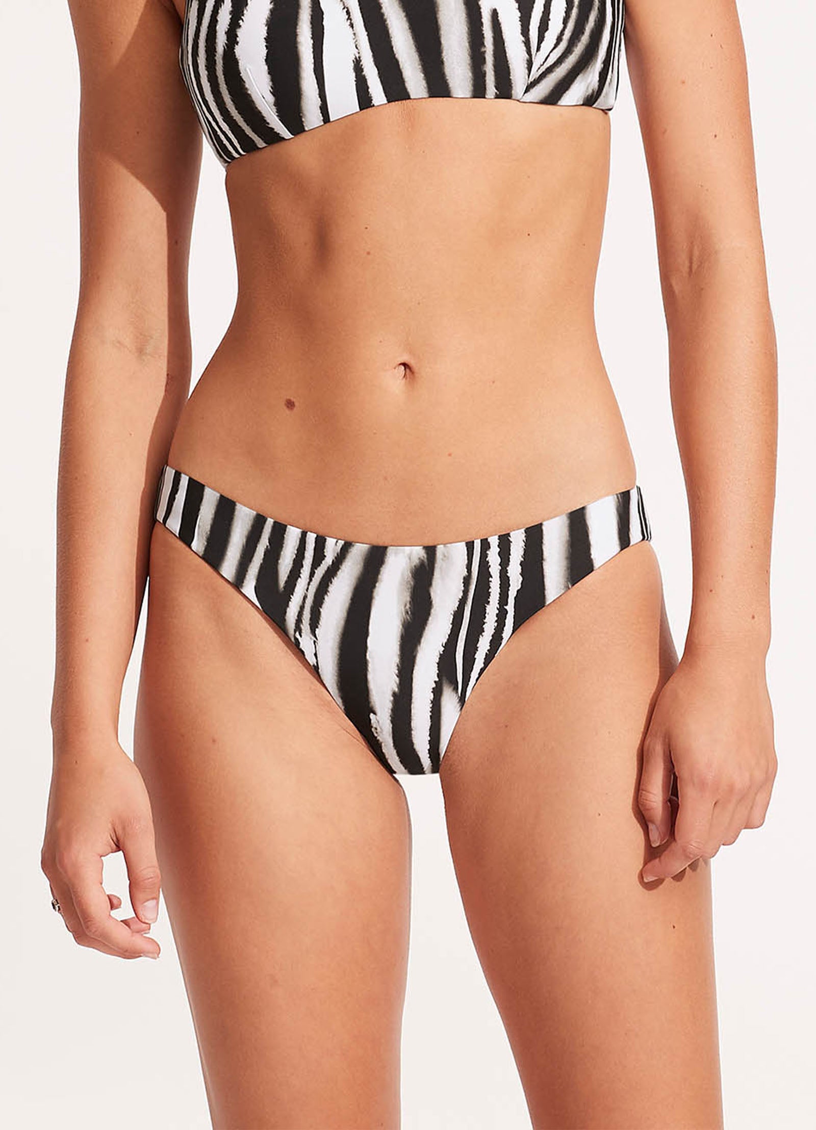 Zahara Hipster Bikini Bottom - Black - Black view 3