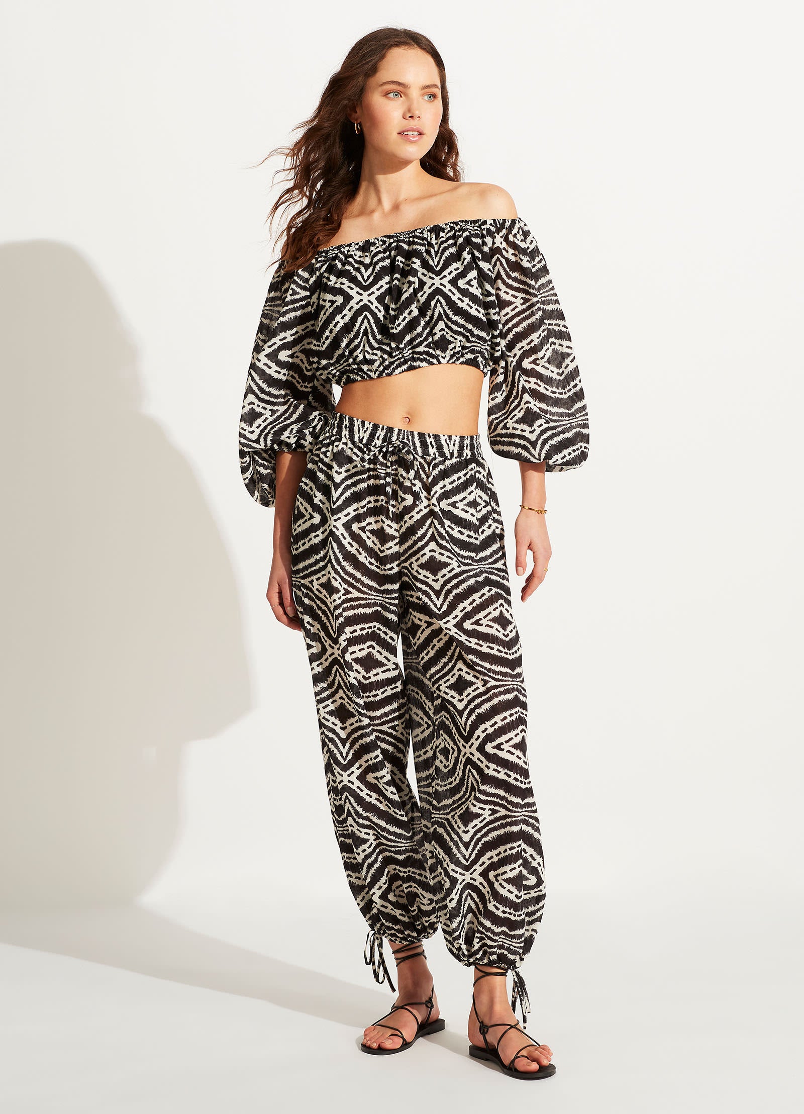 Zanzibar Crop Top - Black - Black